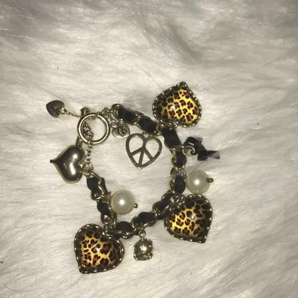 Authentic Betsy Johnson Leopard Charm Bracelet